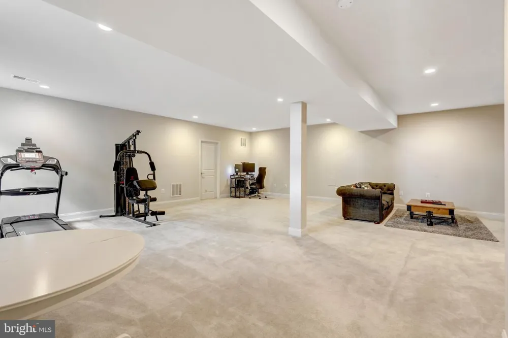 23311 SILCOTT WOODS TERRACE Ashburn, VA 20148