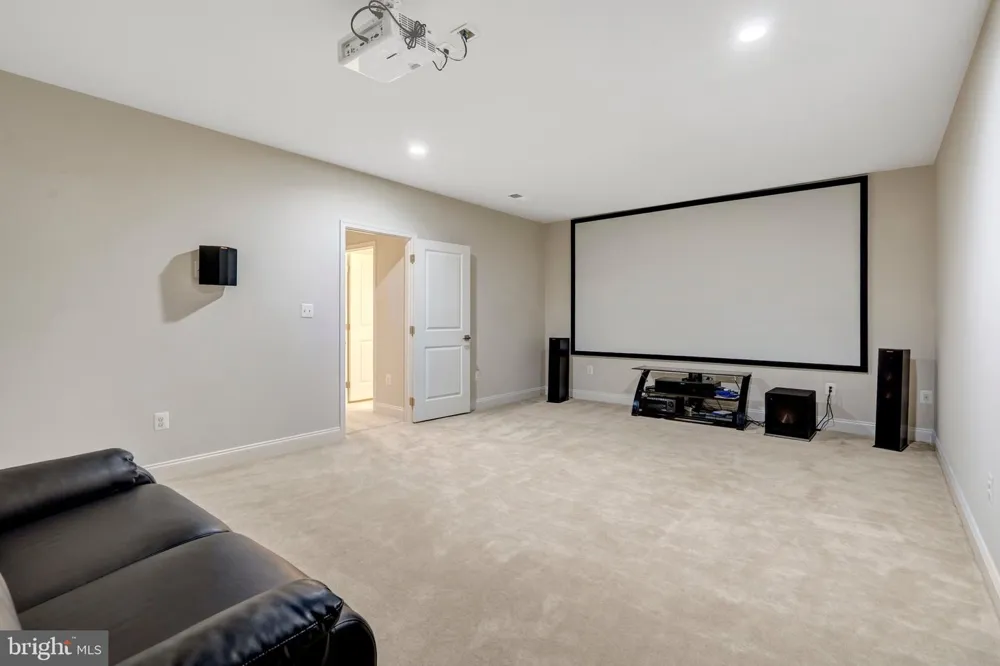 23311 SILCOTT WOODS TERRACE Ashburn, VA 20148