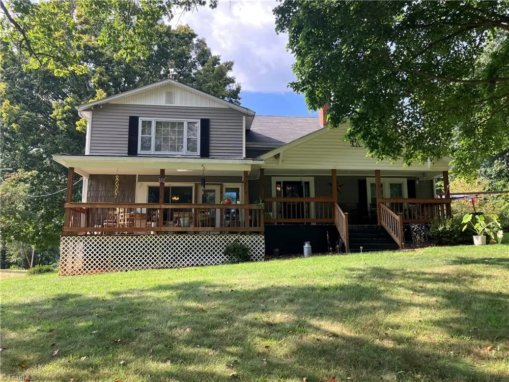 1016 Sanders Shelton Road Westfield, NC 27053