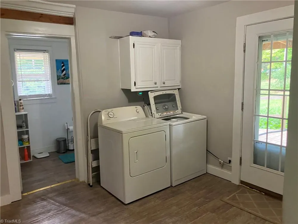 1016 Sanders Shelton Road Westfield, NC 27053