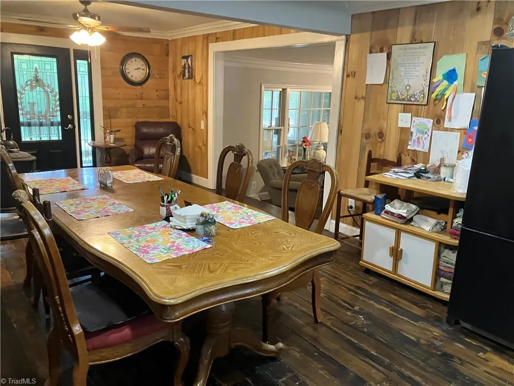 1016 Sanders Shelton Road Westfield, NC 27053