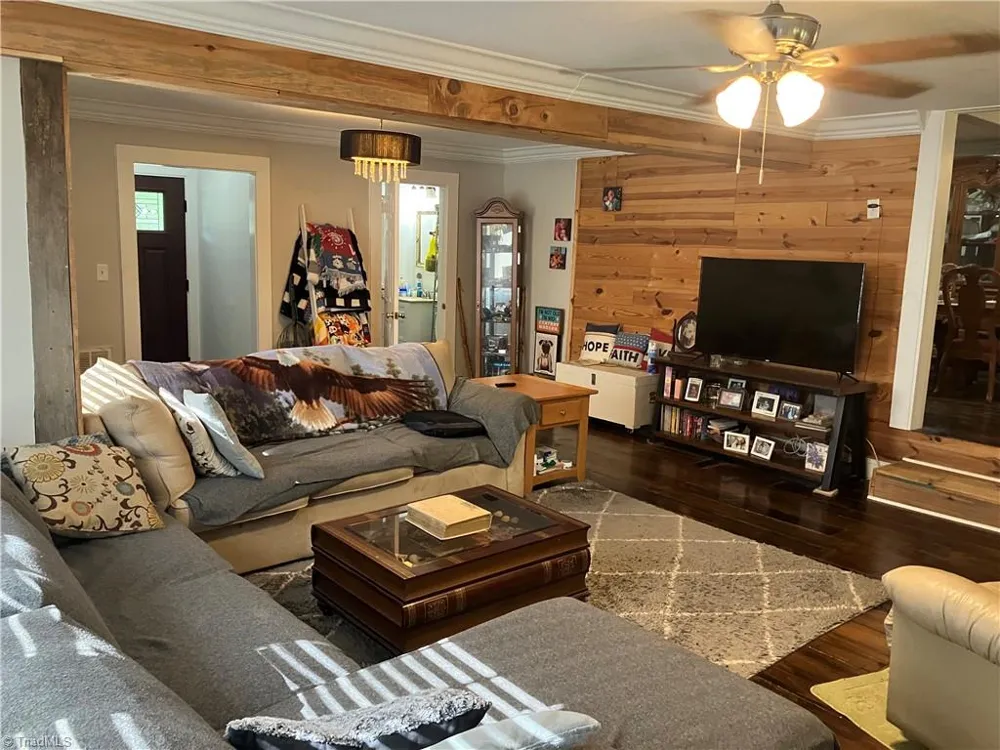 1016 Sanders Shelton Road Westfield, NC 27053