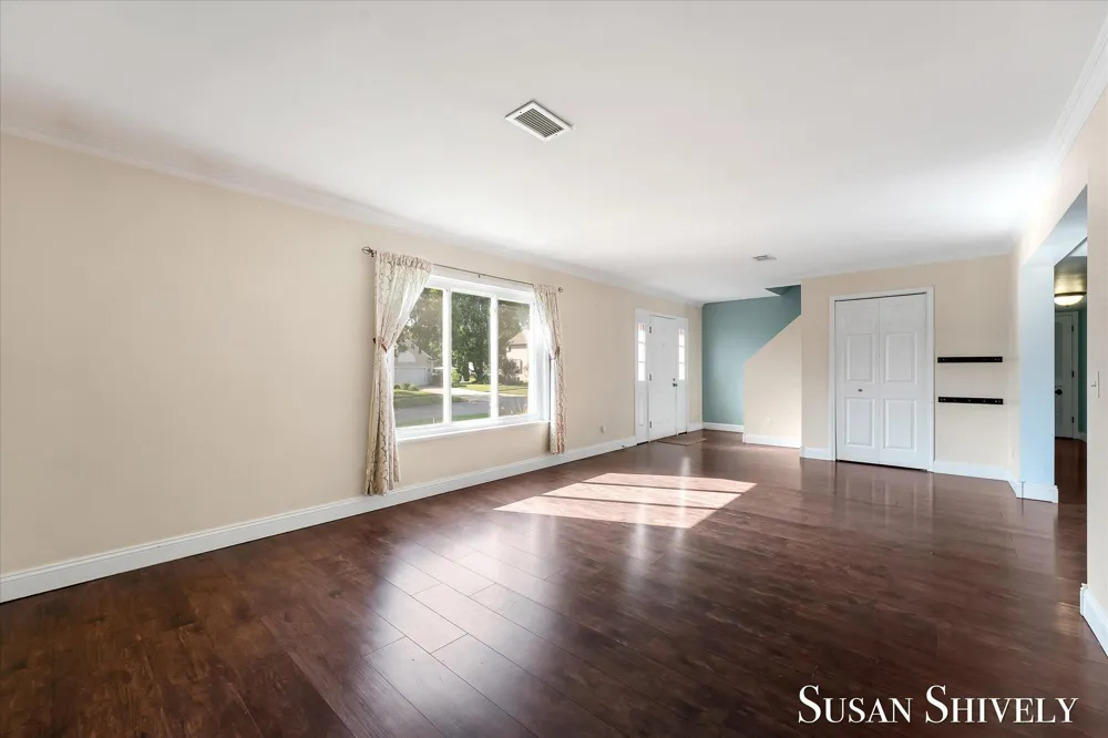 5022 Montauk Drive NW Alpine Township, MI 49321