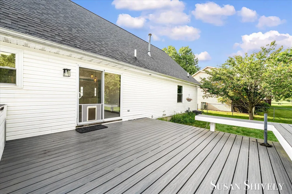 5022 Montauk Drive NW Alpine Township, MI 49321