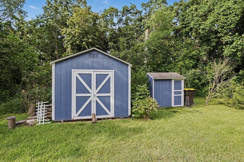 1114 Bell Avenue New Buffalo City, MI 49117