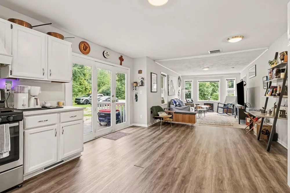 1114 Bell Avenue New Buffalo City, MI 49117