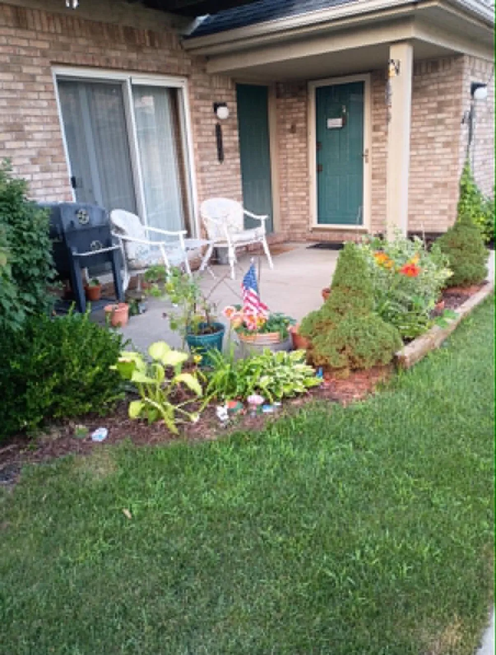 24134 Wedgewood Circle #39 Warren City, MI 48091
