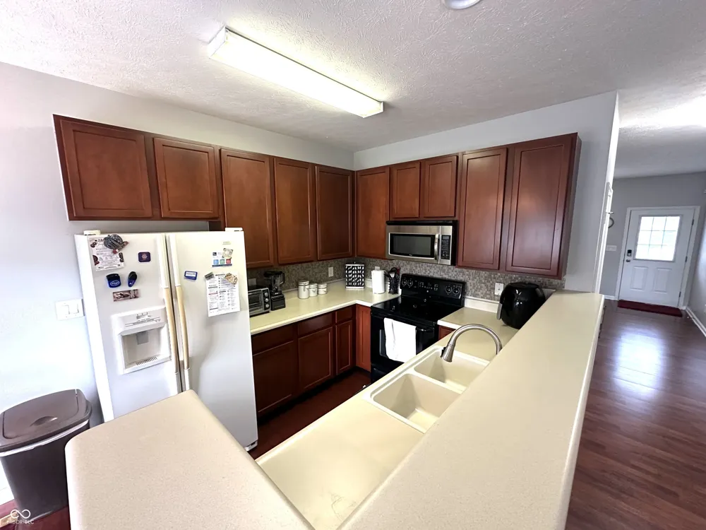 4928 Tuscany Lane Indianapolis, IN 46254