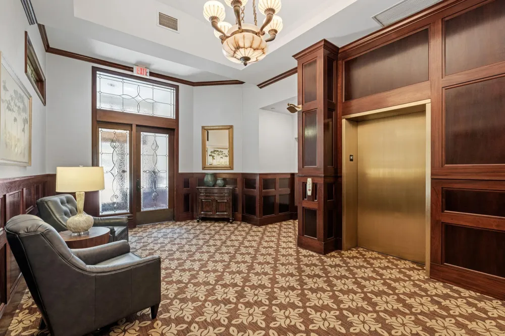 1060 Grand Avenue #300 Saint Paul, MN 55105