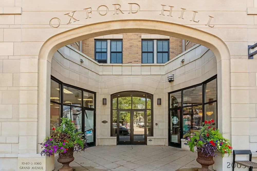 1060 Grand Avenue #300 Saint Paul, MN 55105