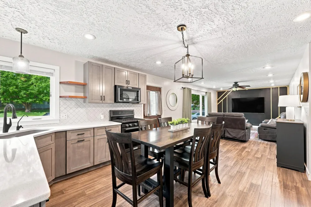 1521 Gary Avenue Detroit Lakes, MN 56501
