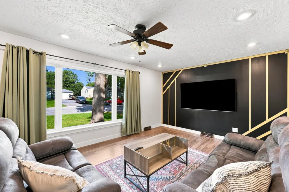 1521 Gary Avenue Detroit Lakes, MN 56501