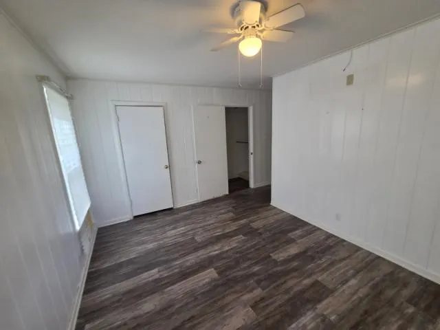 5728 Rockhill Road Fort Worth, TX 76112