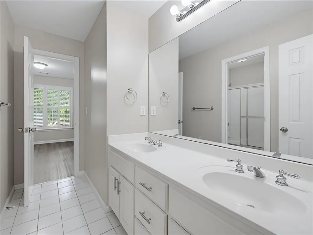 1464 Hattiesburg Court Grayson, GA 30017