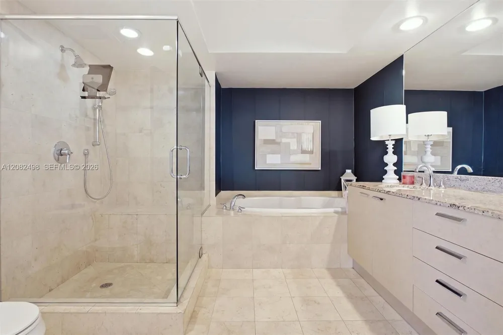 1850 S Ocean Dr #2305 Hallandale Beach, FL 33009