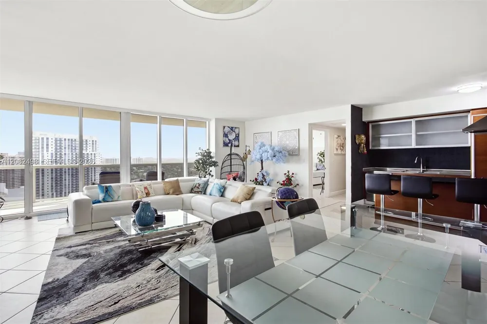 1850 S Ocean Dr #2305 Hallandale Beach, FL 33009