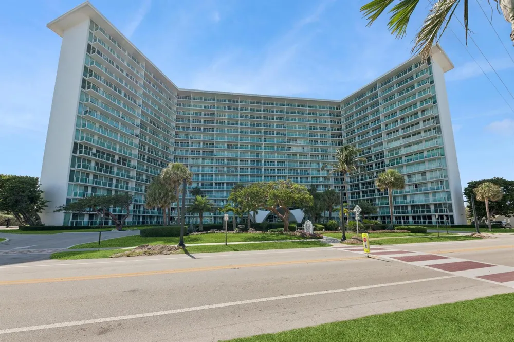 333 NE 21ST AVENUE #520 Deerfield Beach, FL 33441