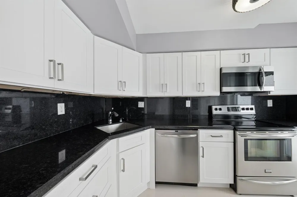 333 NE 21ST AVENUE #520 Deerfield Beach, FL 33441
