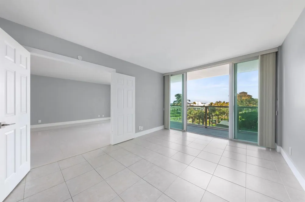 333 NE 21ST AVENUE #520 Deerfield Beach, FL 33441