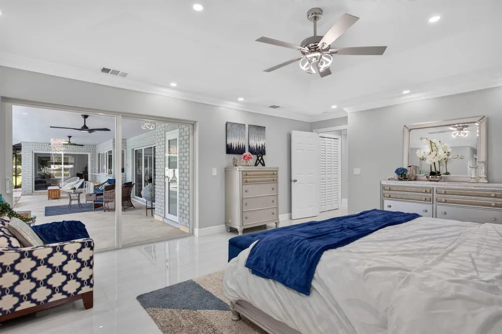 10971 NW 24TH STREET Coral Springs, FL 33065