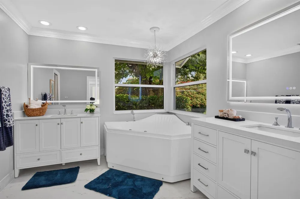 10971 NW 24TH STREET Coral Springs, FL 33065