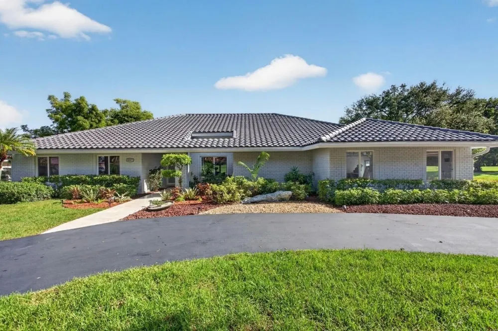 10971 NW 24TH STREET Coral Springs, FL 33065