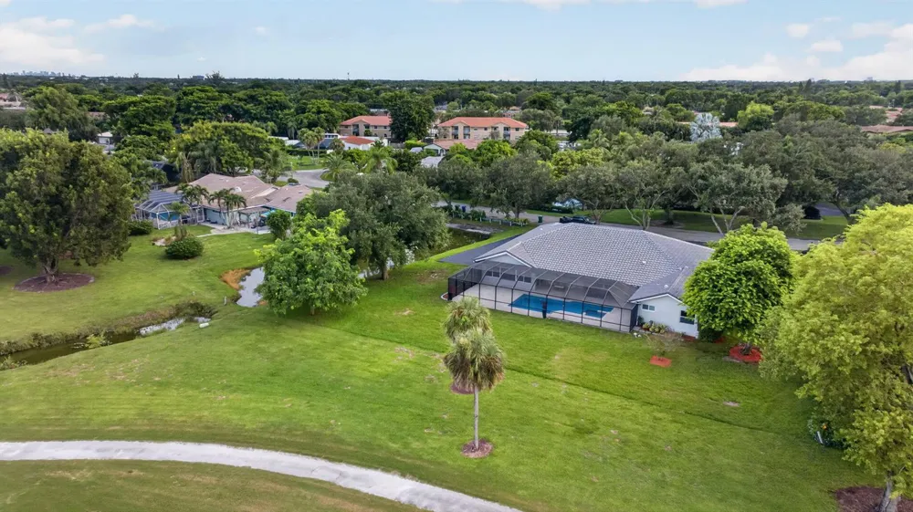 10971 NW 24TH STREET Coral Springs, FL 33065