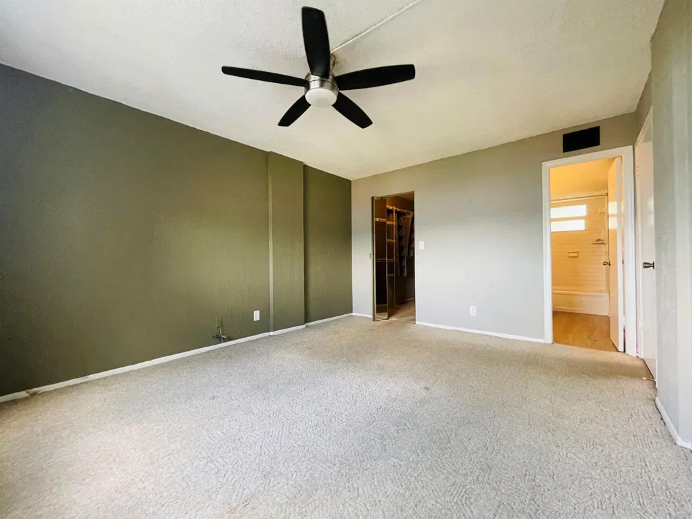 109 ROYAL PARK DRIVE #4D Oakland Park, FL 33309