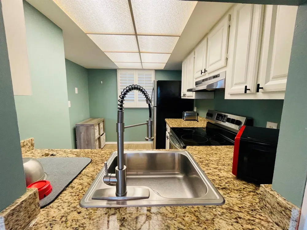 109 ROYAL PARK DRIVE #4D Oakland Park, FL 33309