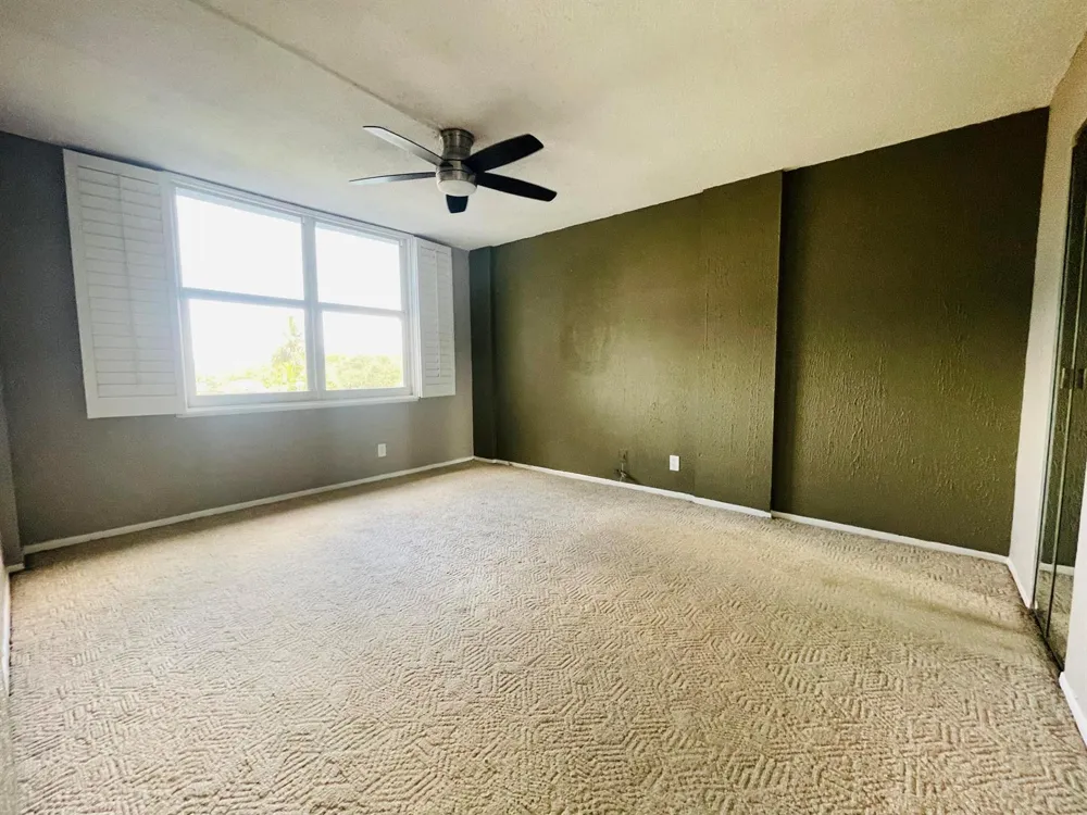 109 ROYAL PARK DRIVE #4D Oakland Park, FL 33309