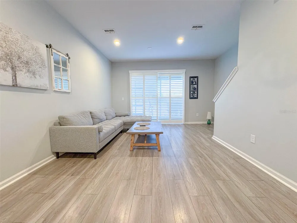 10703 VERAWOOD DRIVE Riverview, FL 33579