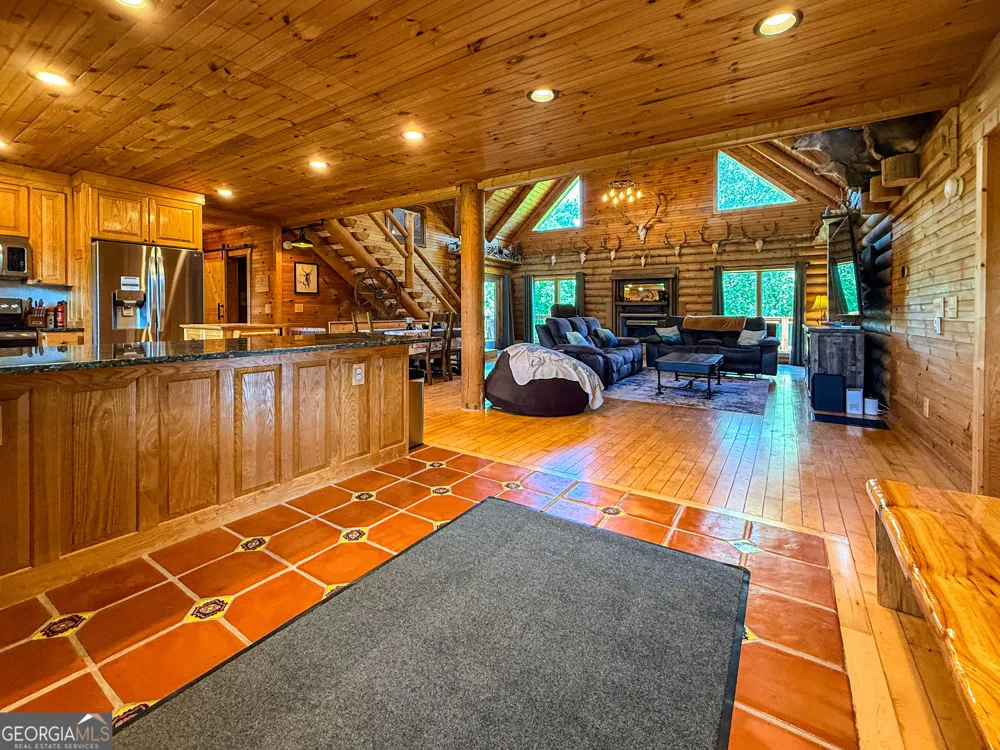 448 Dixie Meadow LN Mount Airy, GA 30563