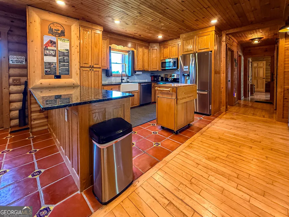 448 Dixie Meadow LN Mount Airy, GA 30563