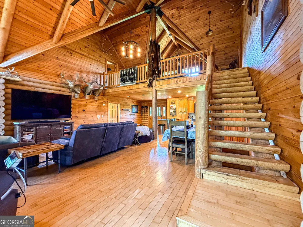 448 Dixie Meadow LN Mount Airy, GA 30563