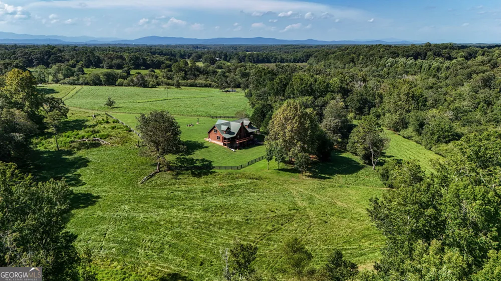 448 Dixie Meadow LN Mount Airy, GA 30563