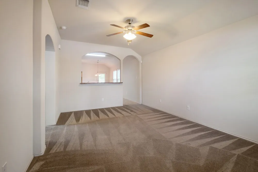 100 Azurite Drive Jarrell, TX 76537