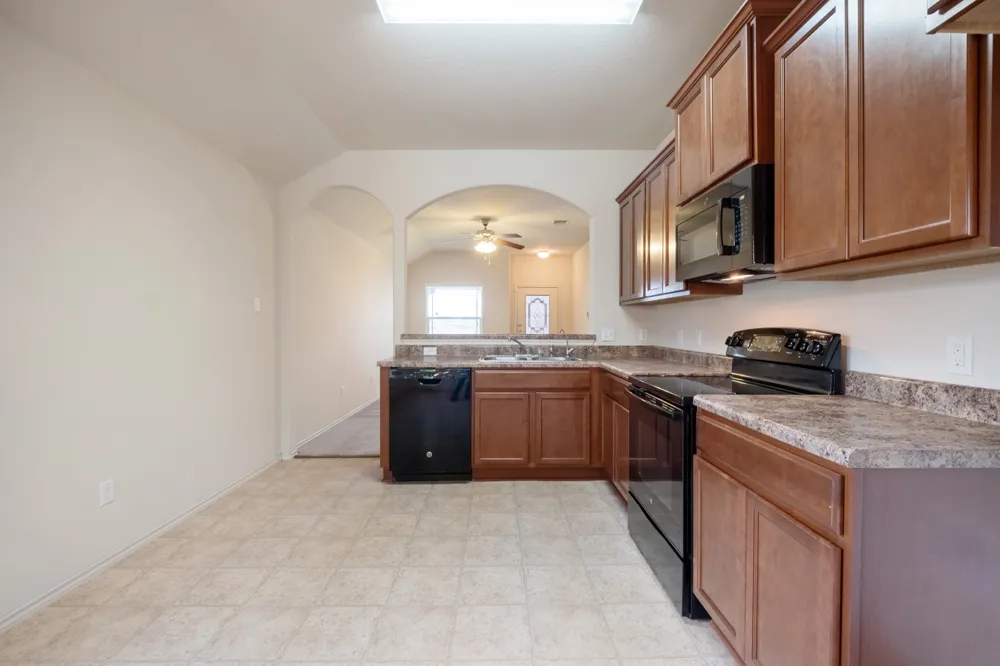 100 Azurite Drive Jarrell, TX 76537