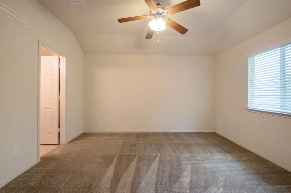 100 Azurite Drive Jarrell, TX 76537