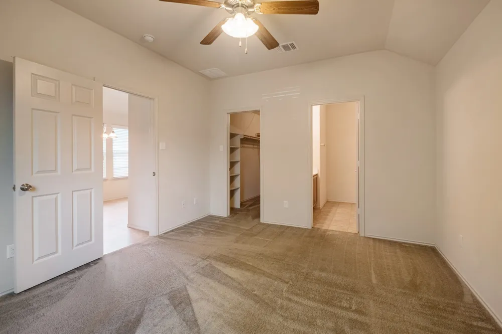 100 Azurite Drive Jarrell, TX 76537