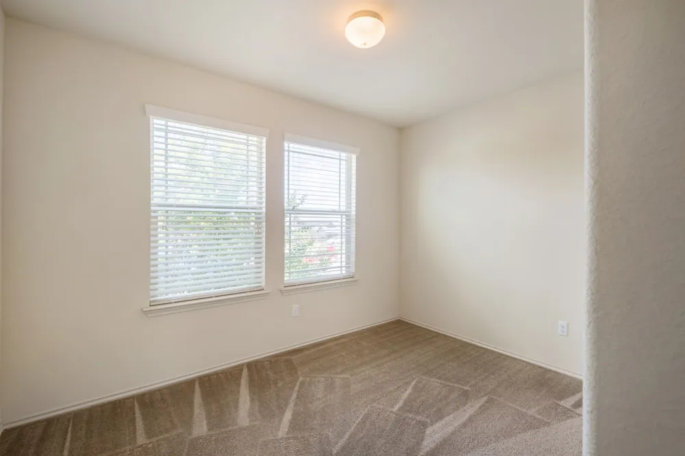 100 Azurite Drive Jarrell, TX 76537