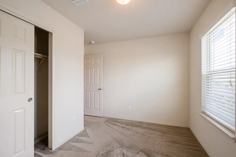 100 Azurite Drive Jarrell, TX 76537