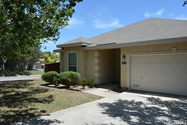 11842 GARDEN GATE San Antonio, TX 78213