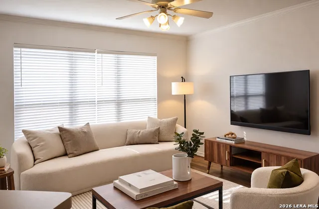 11842 GARDEN GATE San Antonio, TX 78213