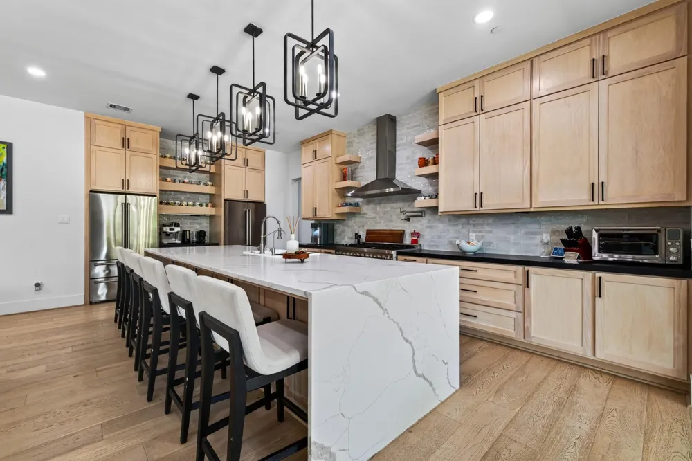 1432 Bingle Road Houston, TX 77055