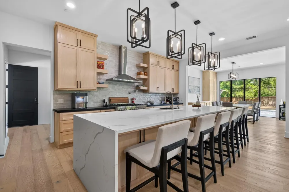 1432 Bingle Road Houston, TX 77055