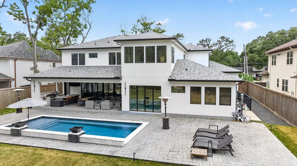 1432 Bingle Road Houston, TX 77055
