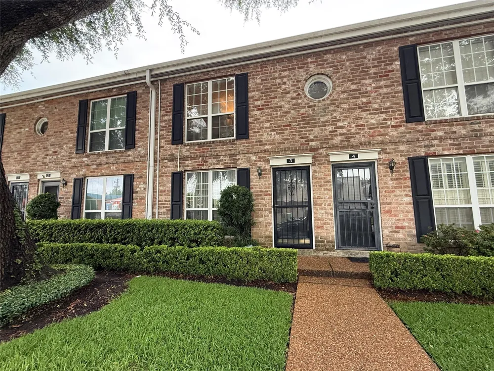 6410 Del Monte Drive #3 Houston, TX 77057