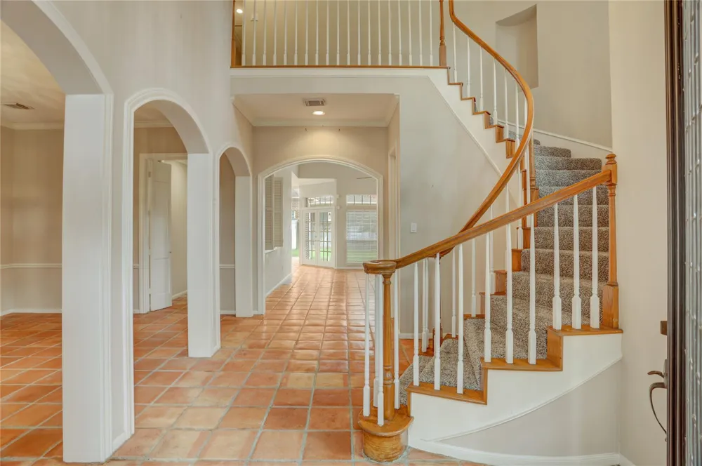 45 Ambleside Crescent Drive Sugar Land, TX 77479