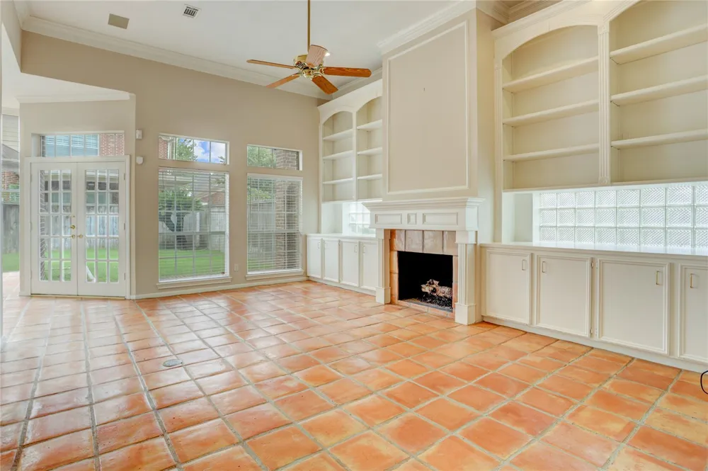 45 Ambleside Crescent Drive Sugar Land, TX 77479