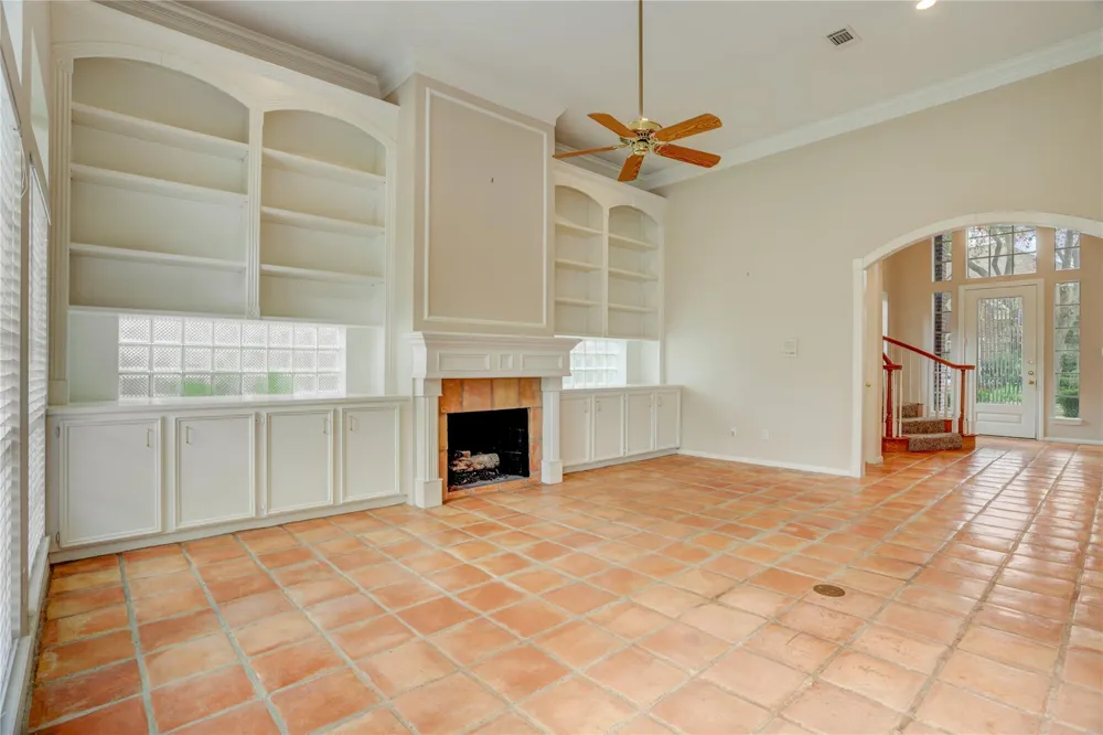 45 Ambleside Crescent Drive Sugar Land, TX 77479